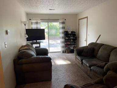 Main picture of College Park Condominiums