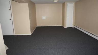 Main picture of 72 Bethpage Rd