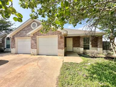 Main picture of 2103 Charleston Ct