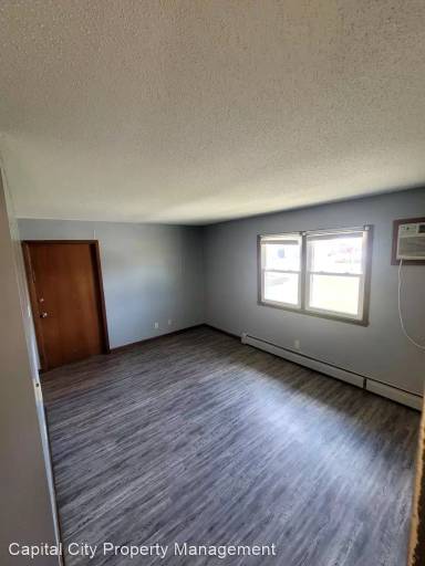 Main picture of 4673 NW 62nd Ave