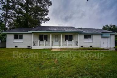 Main picture of 5138 Longbranch Dr