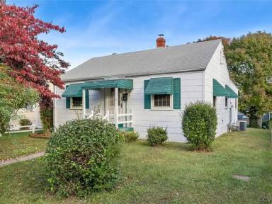 Main picture of 1710 Dakota Ave