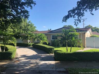 Main picture of 11181 SW 63rd Ter