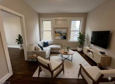 Main picture of 44 Clifford St