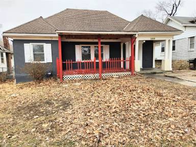 Main picture of 5329 Woodland Ave