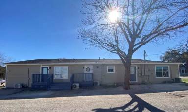 Main picture of 1520 D St