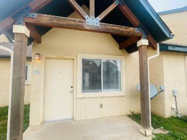 Main picture of 412 Ave F