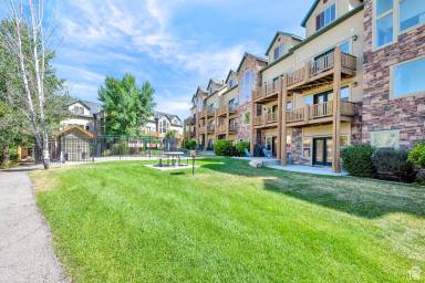 Main picture of 3521 N Moose Hollow Dr