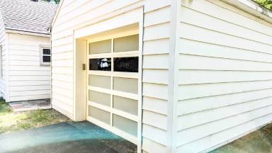 Main picture of 1 Dresden Ct