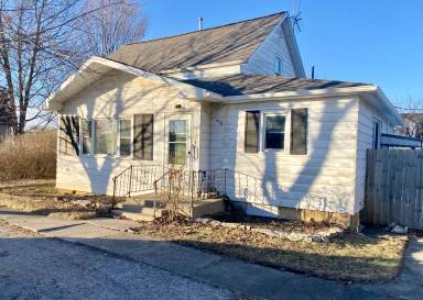 Main picture of 3045 W Broadway