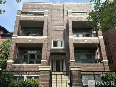 Main picture of 4133 N Kenmore Ave
