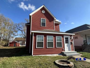 Main picture of 815 N 6th St