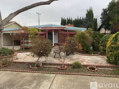 Main picture of 53 Claremont Ave