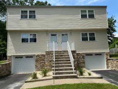 Main picture of 100 Sand Rd