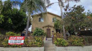 Main picture of 8925 Menlo Ave