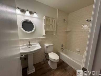 Main picture of 884 Ellen St