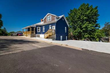 Main picture of 1504 31st St S