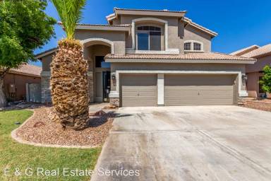 Main picture of 4048 E Breckenridge Way