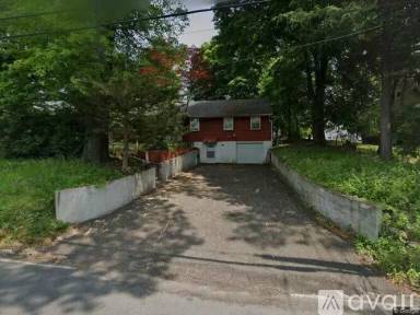 Main picture of 14 Hempstead Rd