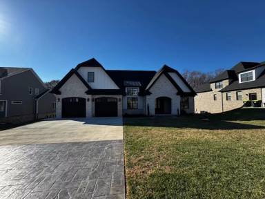 Main picture of 815 Leander Dr
