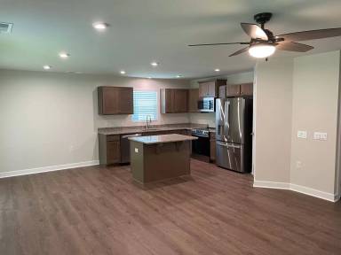 Main picture of 1324 Nora Ct NW