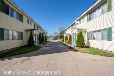 Main picture of 3712 18th Ave NW