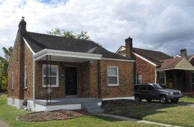 Main picture of 1702 Harold Ave