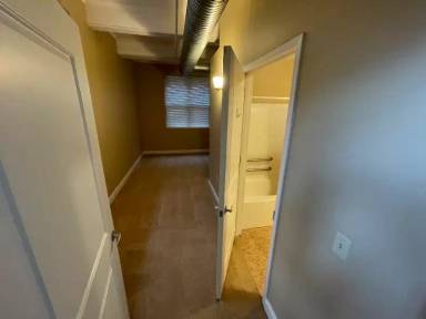 Main picture of 11 Fremont St