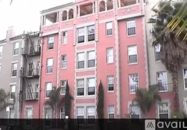 Main picture of 5640 Franklin Ave