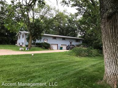Main picture of 1755 Greenway Rd