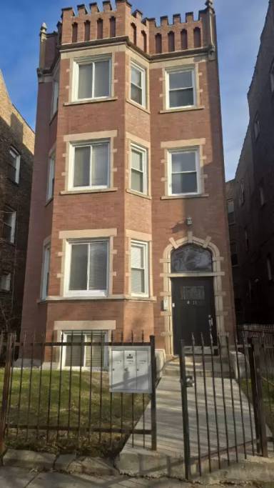 Main picture of 5731 S Michigan Ave