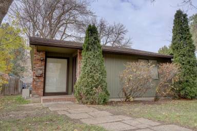 Main picture of 1931 N 28th St