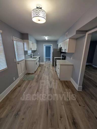Main picture of 7069 Perke Dr