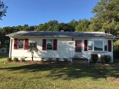 Main picture of 6928 Harrison Rd