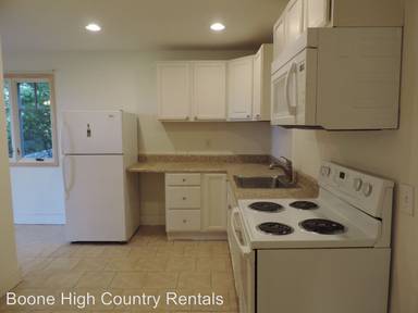Main picture of 1115 Deck Hill Rd