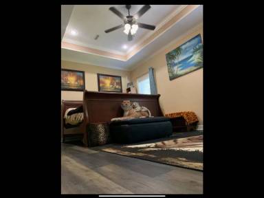 Main picture of 400 Valley Chase Dr