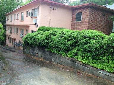 Main picture of 668 Linwood Ave NE