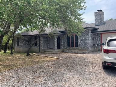 Main picture of 401 Farrell Rd