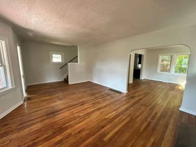 Main picture of 13629 Cranwood Park Blvd