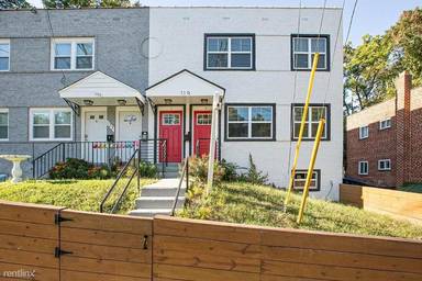 Main picture of 119 Joliet St SW