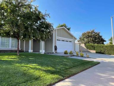 Main picture of 31533 Cherry Dr
