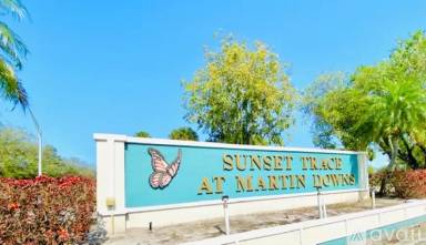 Main picture of 3040 SW Sunset Trace Cir