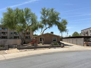 Main picture of 33 E Ruth Ave