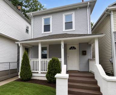 Main picture of 736 Edison St