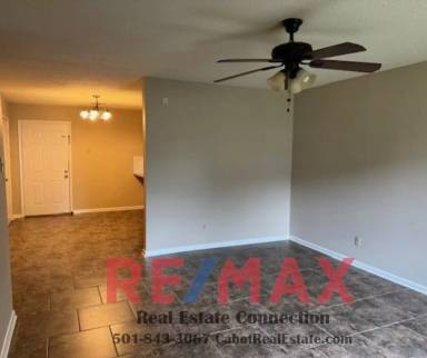 Main picture of 31 S 10th St