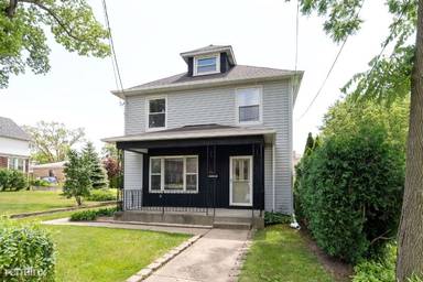Main picture of 233 Burchell Ave