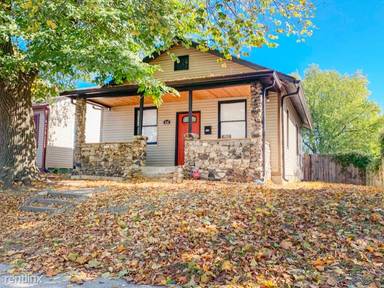 Main picture of 409 S Parker Ave