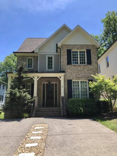 Main picture of 143 Lincoln Ct