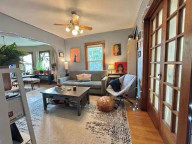Main picture of 3443 19th Ave S