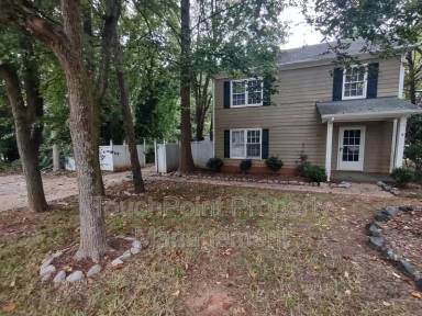 Main picture of 615 Rama Rd